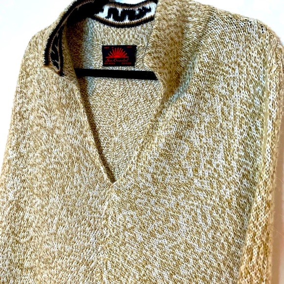 VINTAGE💎SAN CRISTOBAL Poncho 100% Alpaca - Picture 2 of 13